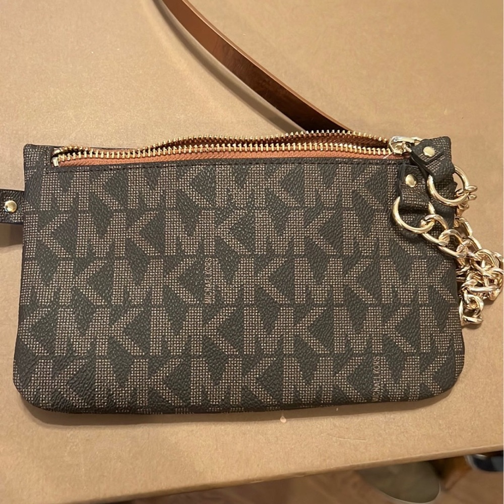Brand new Michael Kors wristlet/belt bag